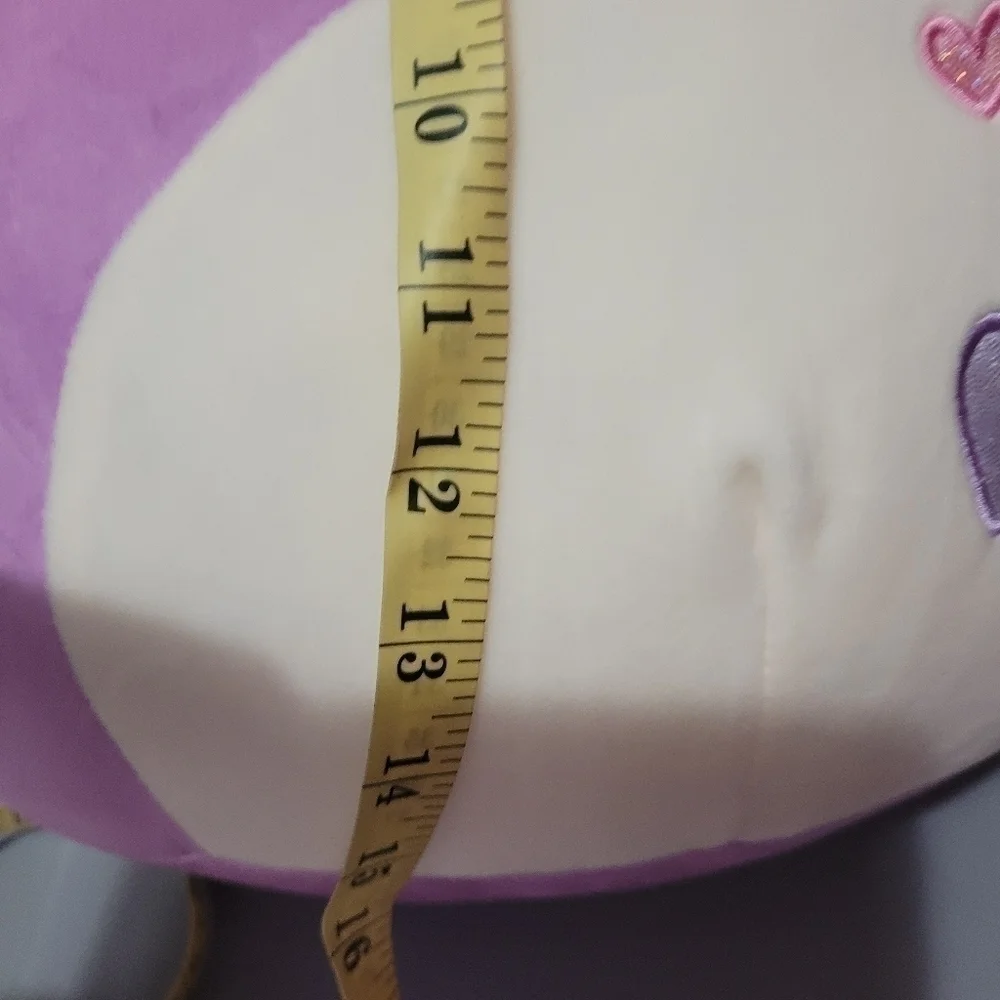 squishmallows Chaitra (Hearts) New